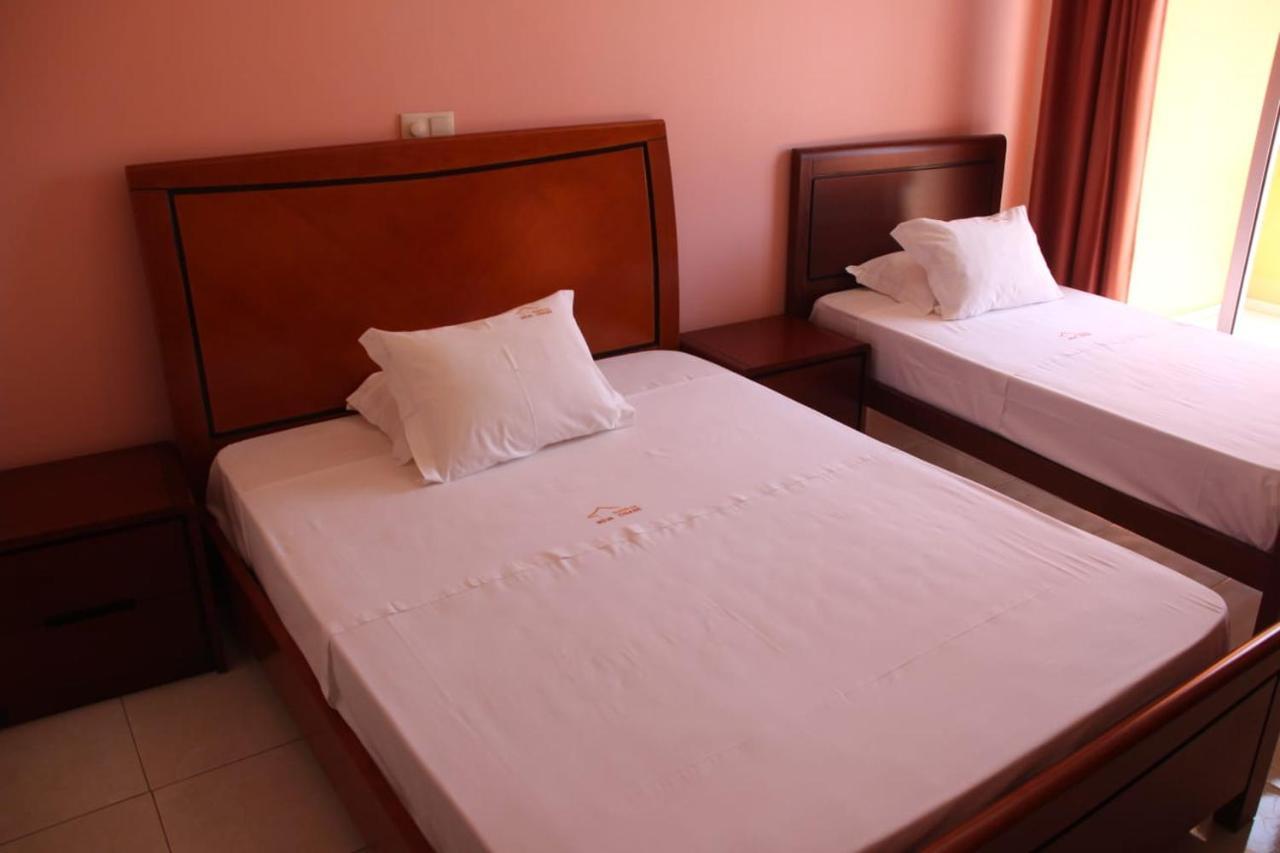 Porto Novo Restaurante Residencial Nova Cidade מראה חיצוני תמונה